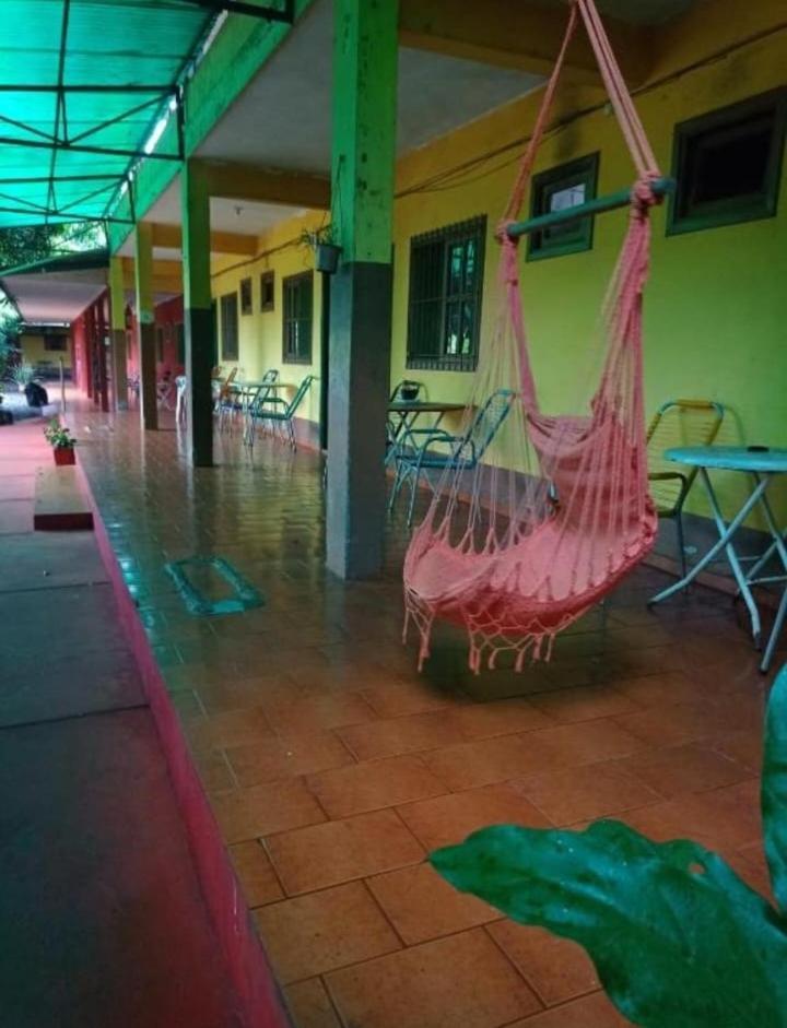 Hotel Y Residencial Amigos Puerto Iguazu Exterior photo